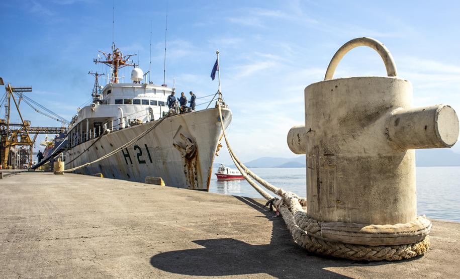 Com o dados atualizados, a navegação ficará mais segura na região. Com mais segurança, também existem os ganhos operacionais nos Portos do Paraná. Em Paranaguá, o navio Sirius (H-21) ficará aberto à visitação pública no final de semana, dias 4 e 5/05, das 13h30 às 17h.