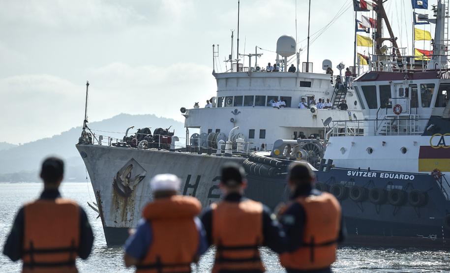 Com o dados atualizados, a navegação ficará mais segura na região. Com mais segurança, também existem os ganhos operacionais nos Portos do Paraná. Em Paranaguá, o navio Sirius (H-21) ficará aberto à visitação pública no final de semana, dias 4 e 5/05, das 13h30 às 17h.