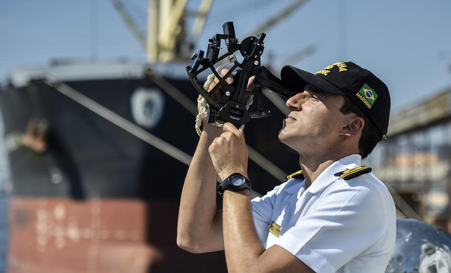 Com o dados atualizados, a navegação ficará mais segura na região. Com mais segurança, também existem os ganhos operacionais nos Portos do Paraná. Em Paranaguá, o navio Sirius (H-21) ficará aberto à visitação pública no final de semana, dias 4 e 5/05, das 13h30 às 17h.