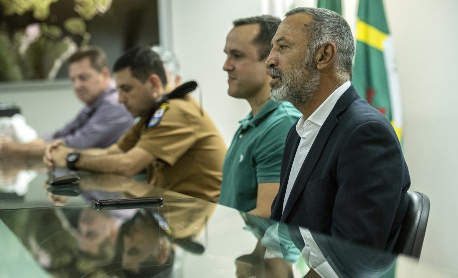 Queda nas vazadas, em que criminosos despejam os produtos dos caminhões com destino ao Porto de Paranaguá, é resultado do trabalho conjunto de todas as forças de segurança que atuam na cidade.