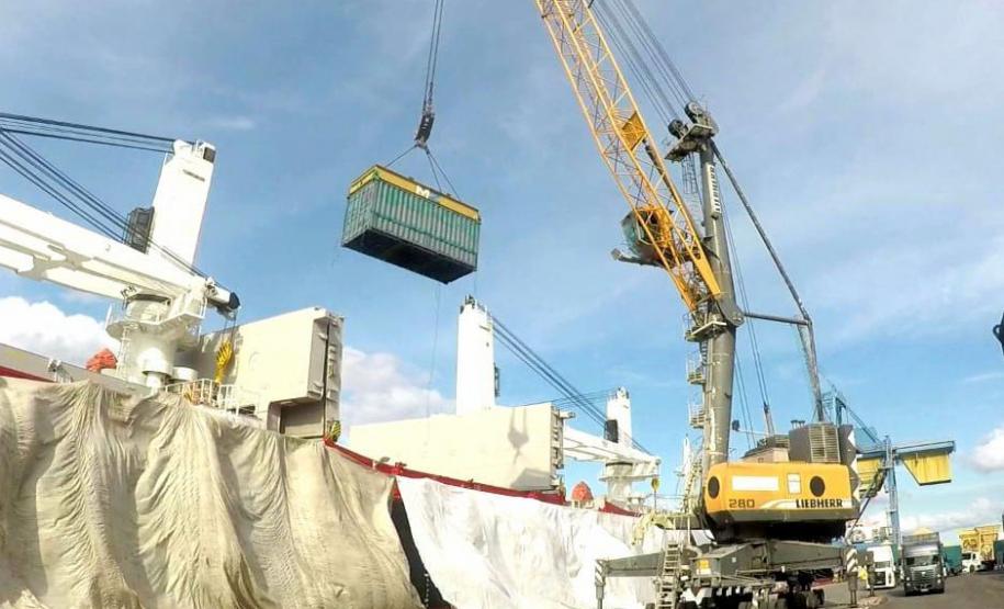 Só o Porto de Antonina, registrou um aumento de 143% na movimentação de adubo