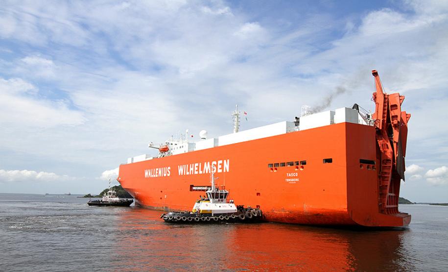 Ibama autoriza dragagem do Canal da Galheta Hoje, a Capitania dos Portos autoriza que navios com calado de até 11 metros naveguem pelo Canal da Galheta durante o dia e, durante a noite, 10,8 metros. Com a finalização dos trabalhos, navios com calado de até 12,5 metros poderão voltar a navegar pelo Canal da Galheta.