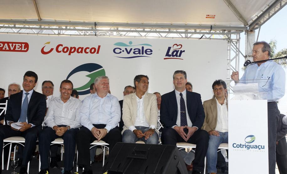 Richa inaugura novas instalações da Cotriguaçu em Paranaguá O evento teve a participação de diversas autoridades, bem como, representantes das cooperativas filiadas Coopavel, Copacol, C.Vale e Lar, bem como associados, empregados e parceiros comerciais.