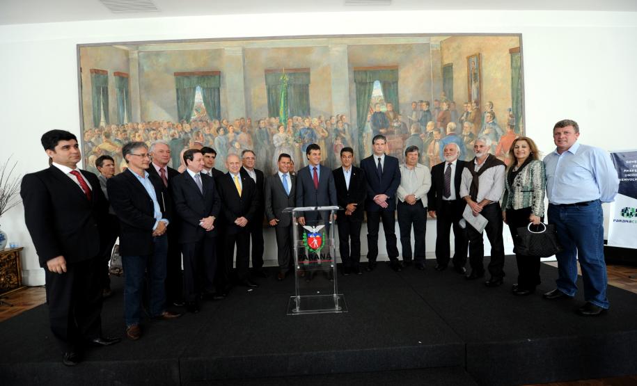 O preço inicial máximo previsto para o serviço de dragagem era de R$ 45 milhões. Seis empresas apresentaram propostas e o preço final estabelecido pela vencedora teve uma redução de 20%, ficando em R$ 37 milhões.