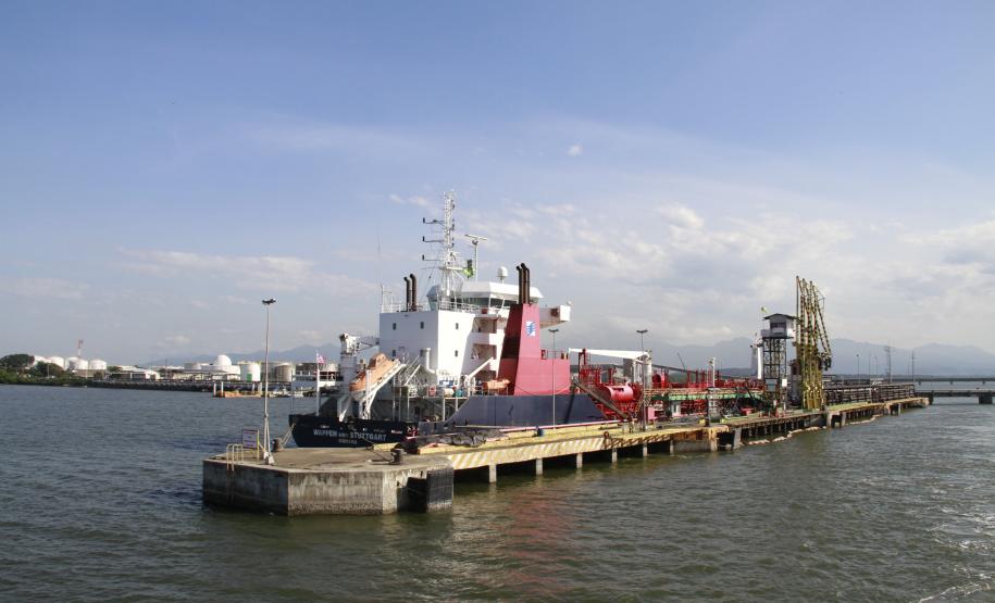 Terminal de álcool da CPA inaugura operações em Paranaguá Para o secretário de infraestrutura e logística, José Richa Filho, o início das operações da CPA marca uma série de transformações no Porto