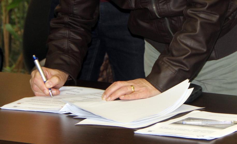 Plano de Zoneamento e Desenvolvimento do Porto de Paranaguá vai para aprovação Comissão do CAP que analisou o PDZPO assina relatório.