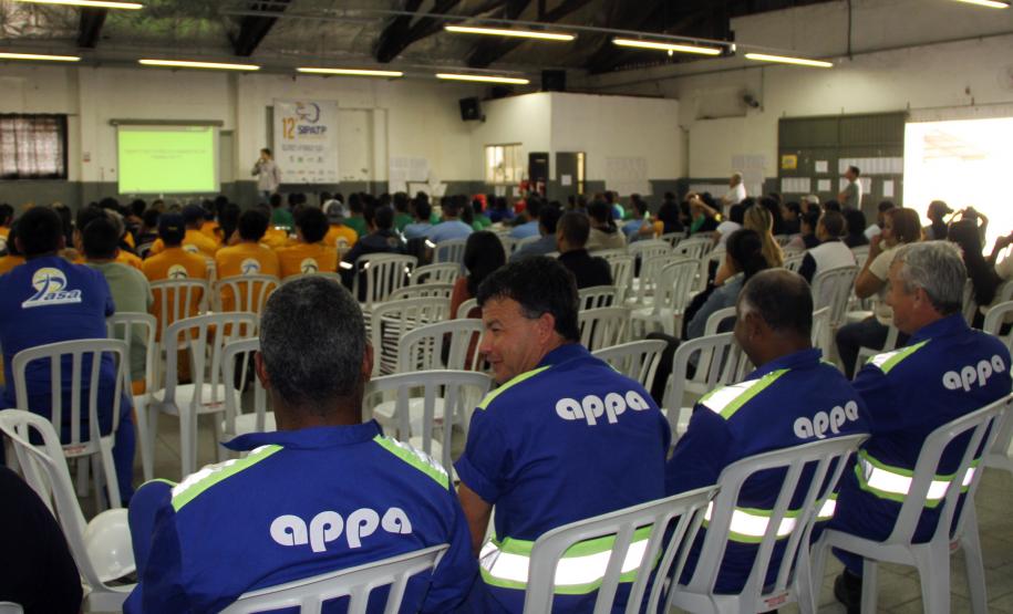 Cai o número de acidentes no trabalho portuário no Paraná Nesta terça-feira (27), a palestras será sobre “DST, Aids, Tabagismo e álcool”, com profissionais da Unimed. Os próximos temas a serem trabalhados na SIPATP serão, respectivamente, Ergonomia, Motivação e Alimentação Saudável.