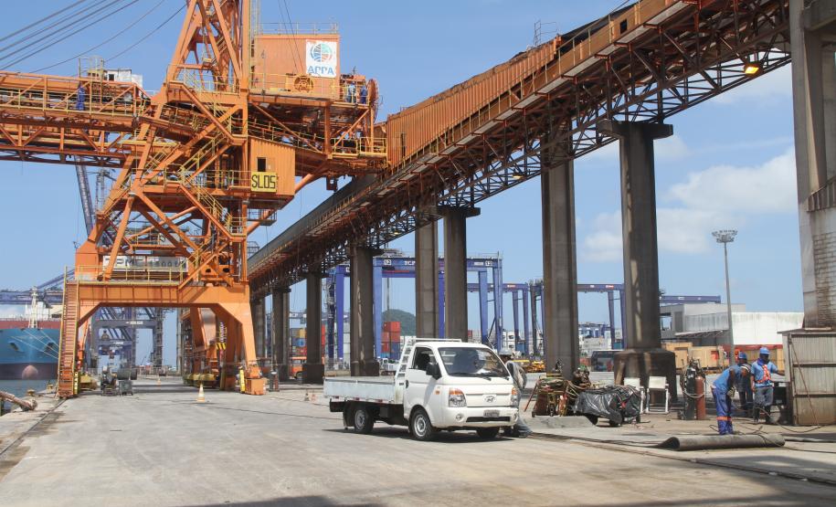 Segundo o diretor técnico, Paulinho Dalmaz, os silos horizontais e vertical (Silão) estão sendo limpos, as chaparias e outras peças substituídas, e os elevadores (que levam o grão até as esteiras) também passam por manutenção
