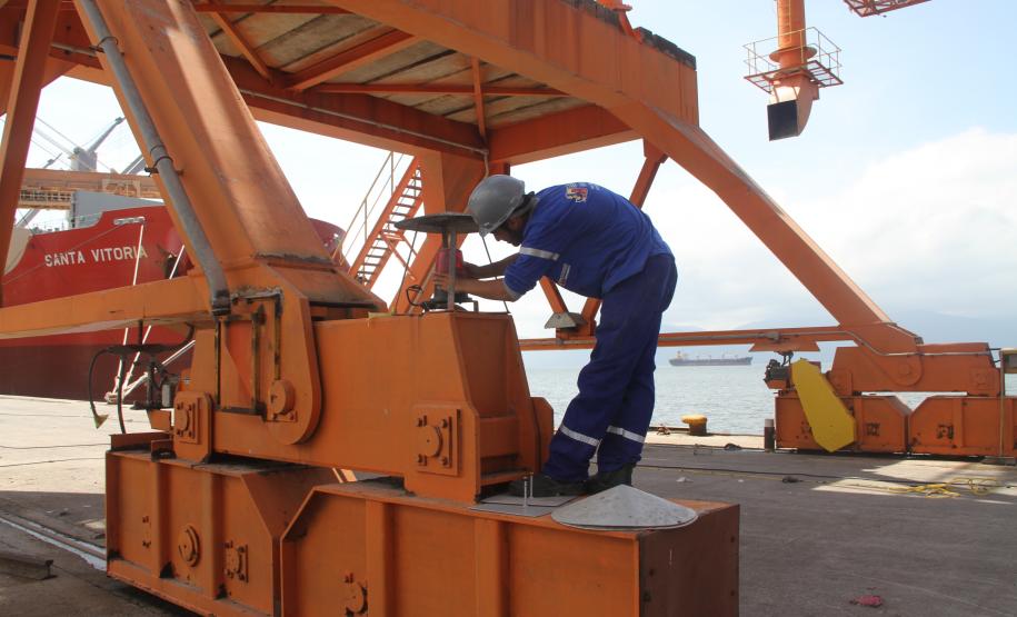 Junto com operadores, Appa aproveita sazonalidade dos grãos para cuidar dos equipamentos e prevenir problemas durante o escoamento da próxima safra