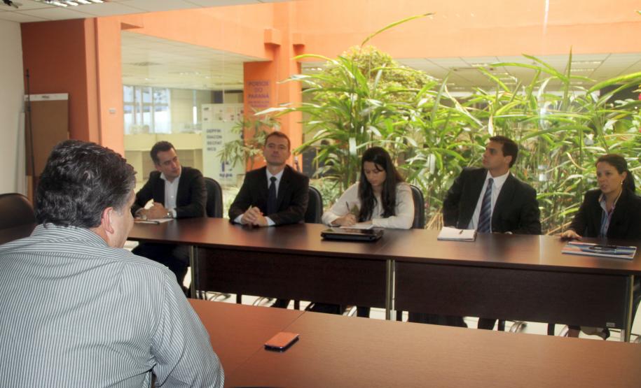 Porto de Paranaguá apresenta sistema de gerenciamento de cargas para SEP Appa detalha o Carga Online para representantes da SEP. Informações vão integrar o projeto Cadeia Logística Portuária Inteligente do programa Porto Sem Papel.