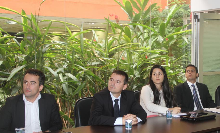 Porto de Paranaguá apresenta sistema de gerenciamento de cargas para SEP Appa detalha o Carga Online para representantes da SEP. Informações vão integrar o projeto Cadeia Logística Portuária Inteligente do programa Porto Sem Papel.