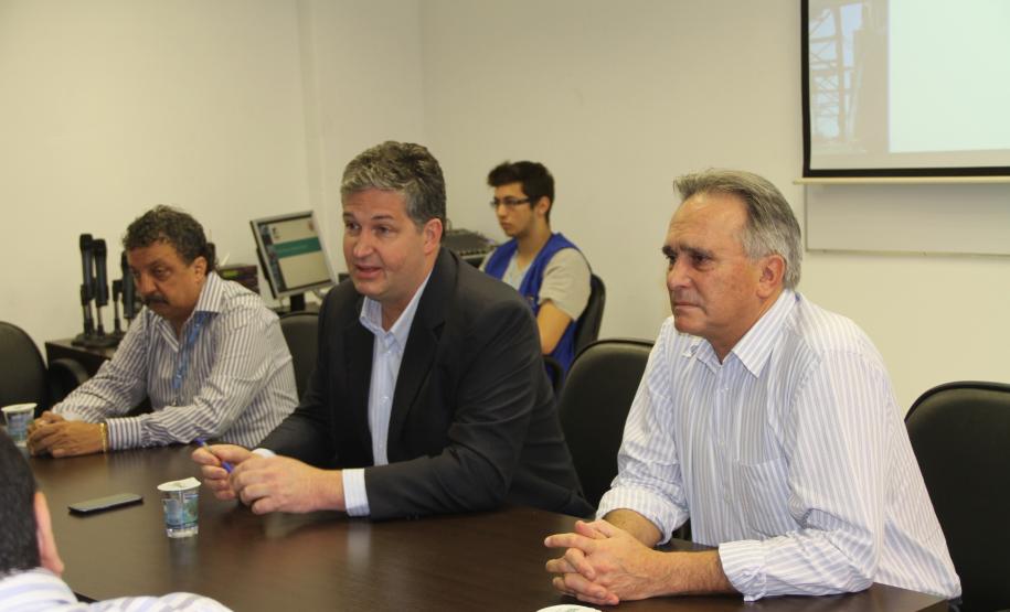 Técnicos da SEP, Antaq, UNB e EBP visitam o Porto de Paranaguá Um grupo de técnicos da Secretaria de Portos (SEP), da Agência Nacional de Transportes Aquaviários (Antaq), Universidade de Brasilia (UnB) e da Empresa Brasileira de Projetos (EBP) está em Paranaguá para analisar as propostas da Administração dos Portos de Paranaguá e Antonina (Appa) sobre as áreas de expansão.
