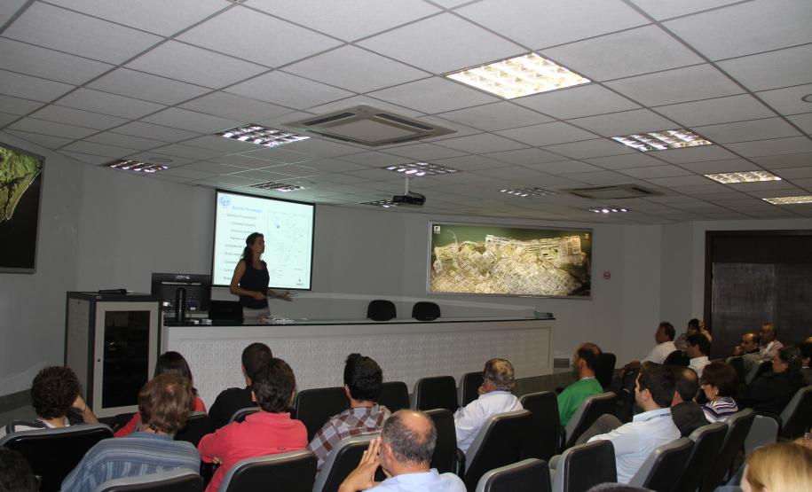 Para marcar o mês do Meio Ambiente, painel sobre a diversidade de espécies da Baía de Paranaguá também foi inaugurado, na tarde desta quarta-feira (12)