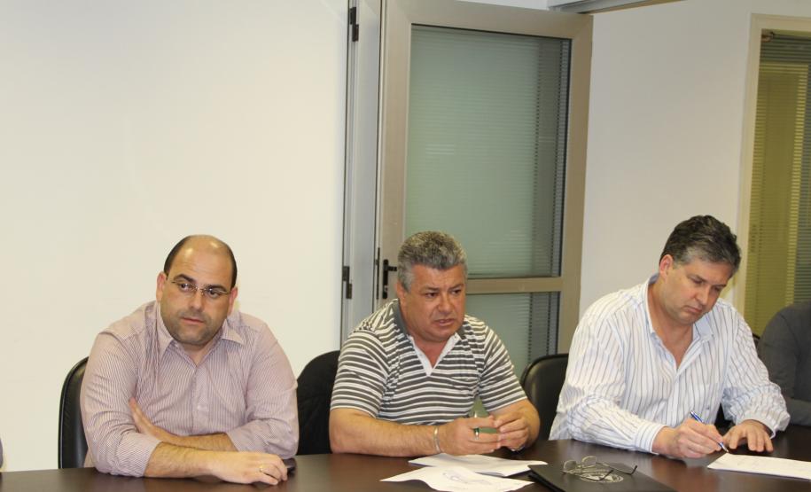 Grupo de trabalho formado entre a Administração dos Portos, Prefeitura Municipal, Câmara dos Vereadores, IAP e Antaq visa garantir solução de problema histórico em Paranaguá