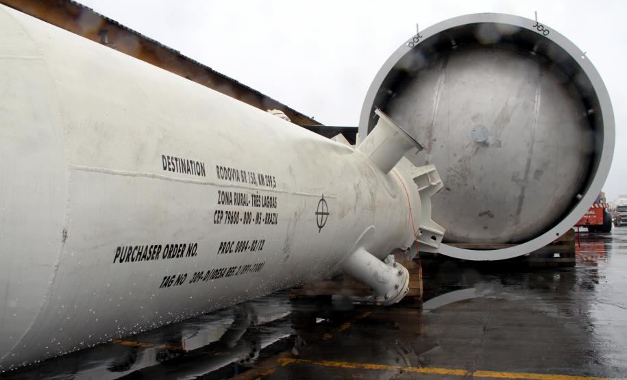 Dois navios estão previstos para esta semana. Serão desembarcadas peças de grande porte que integram projetos de empresas de diversos segmentos.