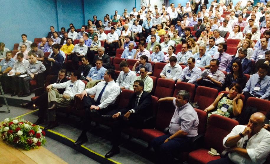 Mais de 600 pessoas compareceram à reunião realizada nessa segunda-feira, em Paranaguá. Contribuições ao processo podem ser feitas, pelo site da Antaq, até o próximo dia 25.