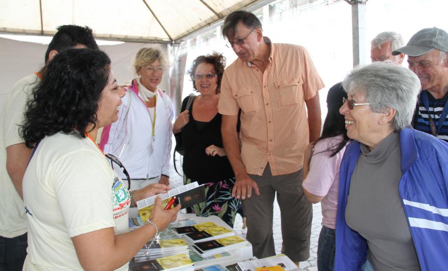 O receptivo turístico foi coordenado pelas equipes da Secretaria de Estado do Turismo (Setu), da EcoParaná, Fundação Municipal de Turismo e demais órgãos envolvidos. Na tenda montada, além de guias (aptos para falarem em inglês e alemão), roteiros e informações sobre as possibilidades de passeios na região.