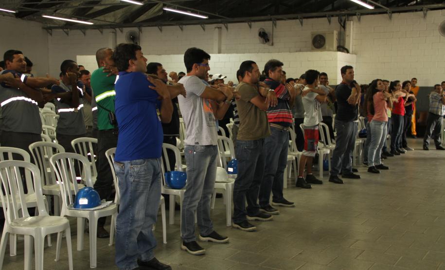 Durante toda semana, funcionários da Appa e empresas que atuam no Porto de Paranaguá recebem informações voltadas para a conscientização sobre riscos e necessidade de proteção