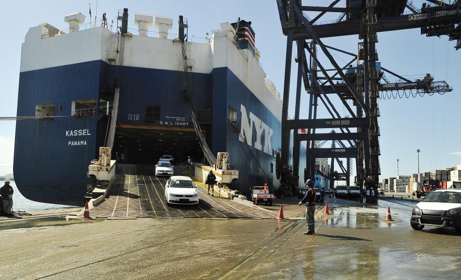 A exportação de veículos também apresentou alta em novembro, totalizando 65,7 mil unidades exportadas; um aumento de 7% em relação ao registrado no mesmo período do ano passado.