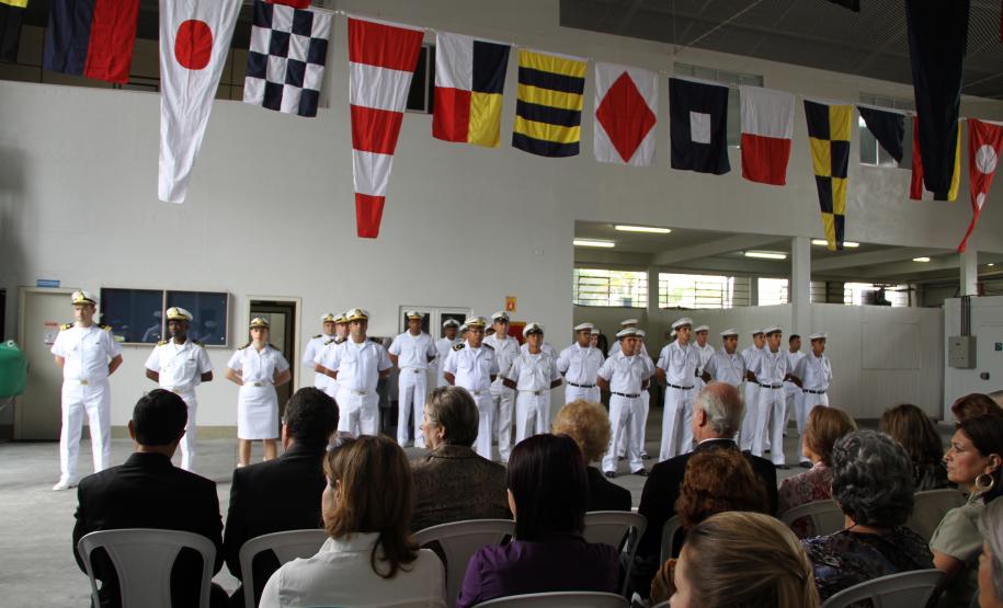 A cerimônia promovida para Capitania dos Portos do Paraná foi alusiva alusiva ao Dia do Marinheiro