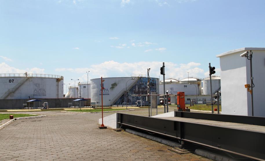 Seis anos após ter sido inaugurado, terminal poderá finalmente operar cargas. Todas as normas e exigências dos órgãos reguladores foram cumpridas pela atual administração dos portos