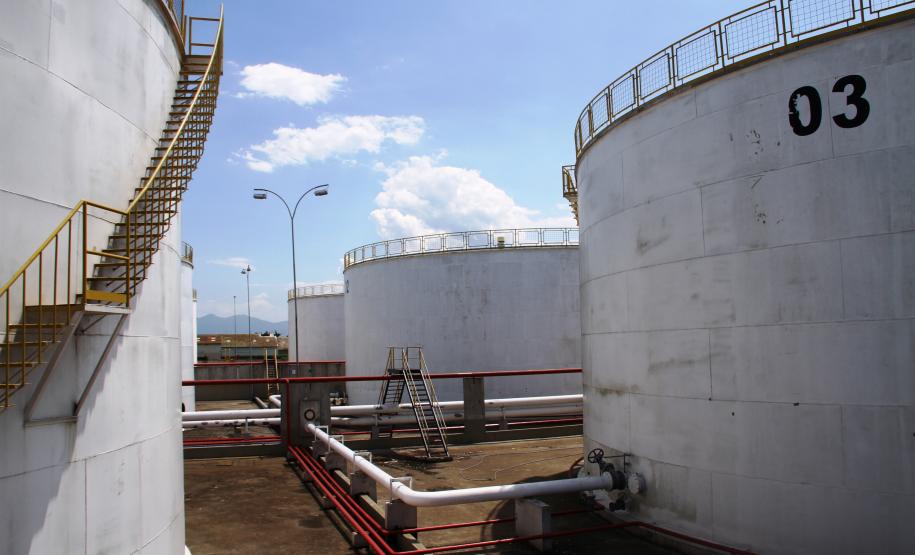 Seis anos após ter sido inaugurado, terminal poderá finalmente operar cargas. Todas as normas e exigências dos órgãos reguladores foram cumpridas pela atual administração dos portos