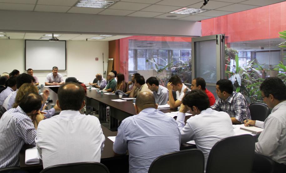 Encontro reuniu a diretoria da Anec e representantes dos operadores portuários em Paranaguá. O objetivo do encontro foi sanar dúvidas sobre a nova norma e ouvir sugestões