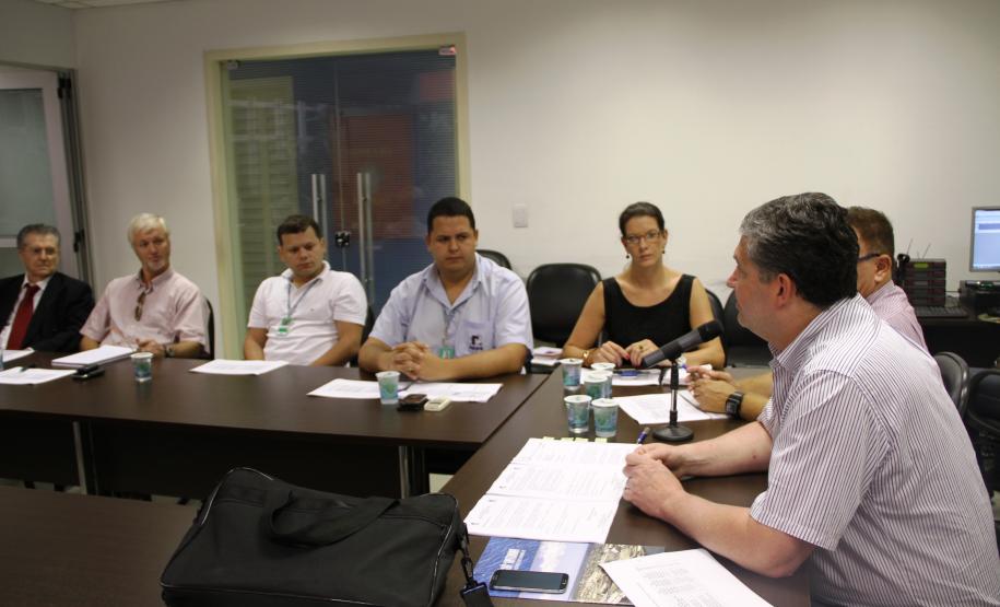 Encontro reuniu a diretoria da Anec e representantes dos operadores portuários em Paranaguá. O objetivo do encontro foi sanar dúvidas sobre a nova norma e ouvir sugestões