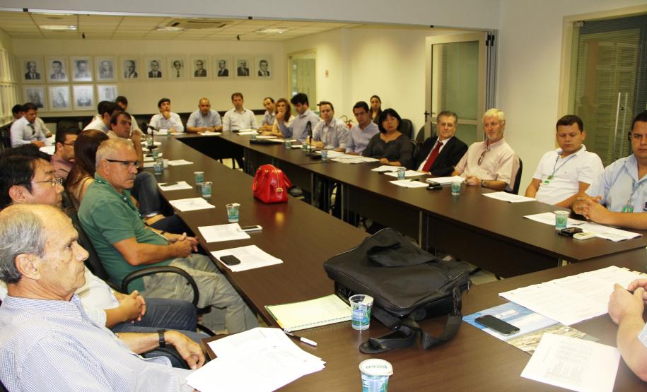 Encontro reuniu a diretoria da Anec e representantes dos operadores portuários em Paranaguá. O objetivo do encontro foi sanar dúvidas sobre a nova norma e ouvir sugestões