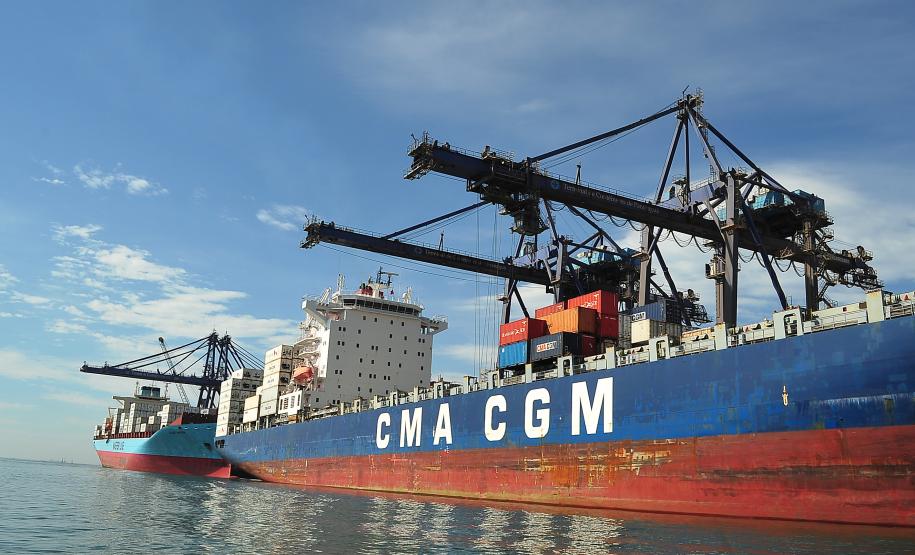 Em 2013, foram mais de 46,1 milhões de toneladas de cargas movimentadas. Volume é 3,6% superior ao registrado no ano anterior. O maior aumento foi registrado no segmento de Carga Geral, seguido dos Granéis Sólidos, principalmente de Exportação, com o soja.