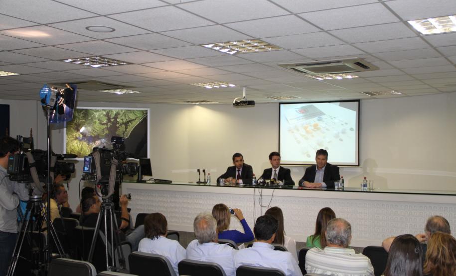 Ministério Público Estadual apurou a ocorrência de crimes de falsidade ideológica, formação de quadrilha e peculato. Appa vai instaurar processo administrativo e judicial visando o afastamento dos envolvidos.