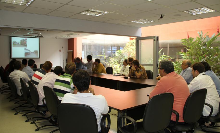 Limpeza das vias de acesso e dificuldades no trânsito, causadas pelo acúmulo de caminhões, serão temas focados para sugerir soluções em curto, médio e longo prazos.