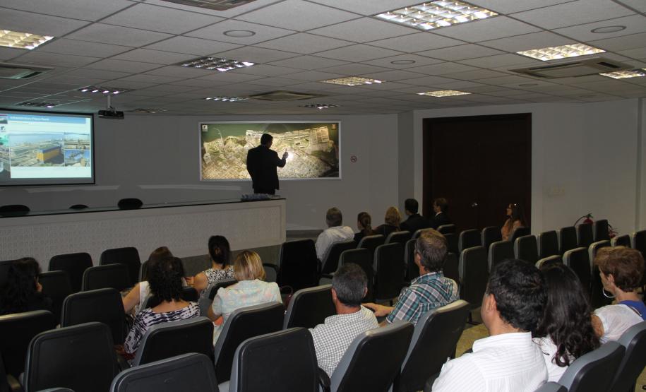 Juízes federais e servidores da Subseção de Paranaguá são recebidos pela Diretoria e recebem informações sobre o dia a dia das atividades da Autoridade Portuária