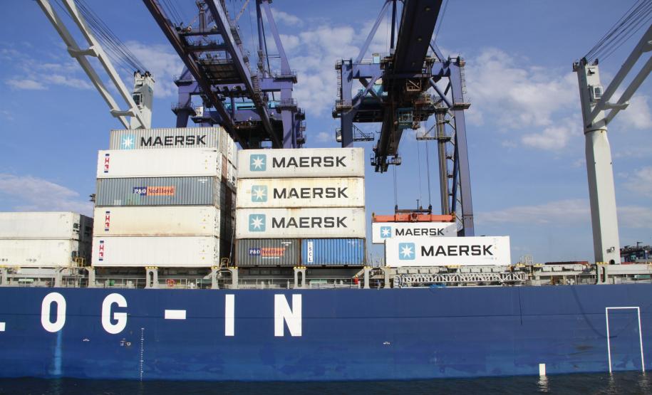 O volume de carne exportada pelo Porto de Paranaguá está maior. No primeiro semestre deste ano, foram 684 mil toneladas exportadas, 23% a mais que o exportado no mesmo período do ano passado.