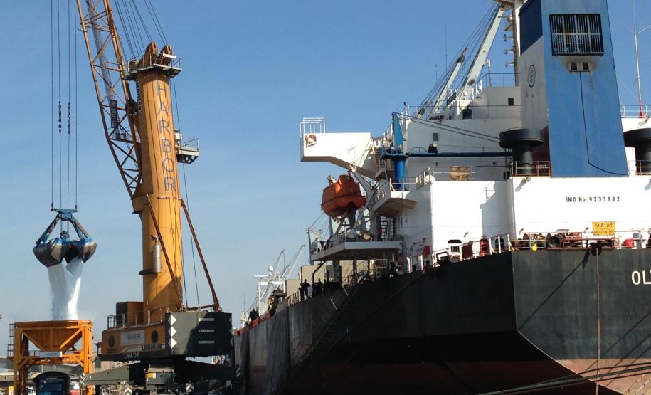 Nos últimos setes meses, de granéis sólidos, foram mais de 19,7 milhões de toneladas movimentadas – 5% a mais que o volume registrado no ano passado.