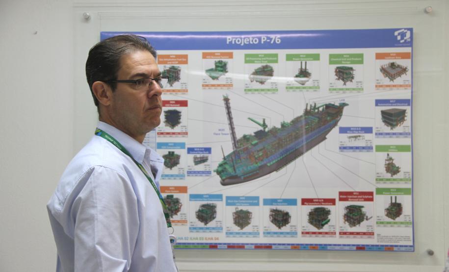 O navio trouxe 28 estruturas dos módulos que serão montados em Pontal (pancakes) e que integram o projeto P76, um navio-plataforma que está sendo construído pelo consórcio Technip/Techint para a Petrobras. A P76 será utilizada na exploração do pré-sal, com a capacidade de extração de 150 mil barris de petróleo por dia.