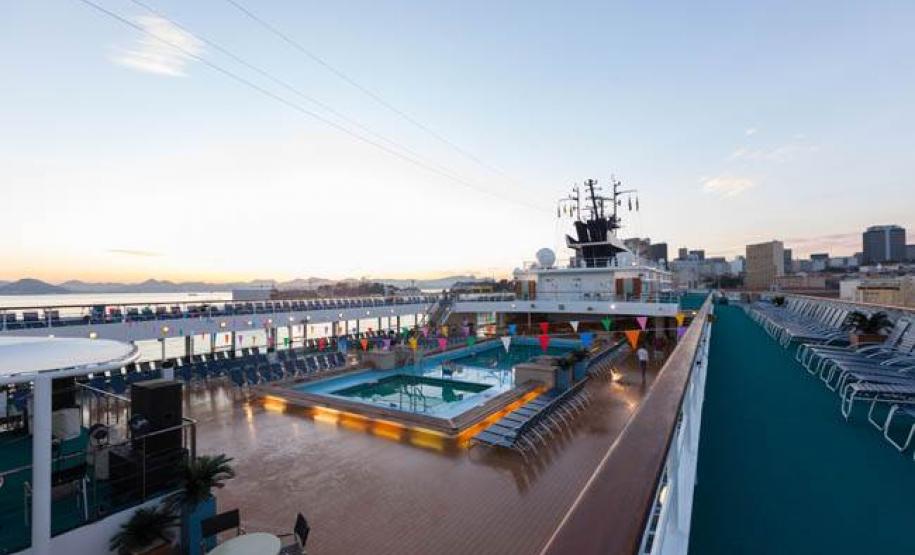 AVISO DE PAUTA - Navio de passageiros desembarca em Paranaguá nesta quinta-feira