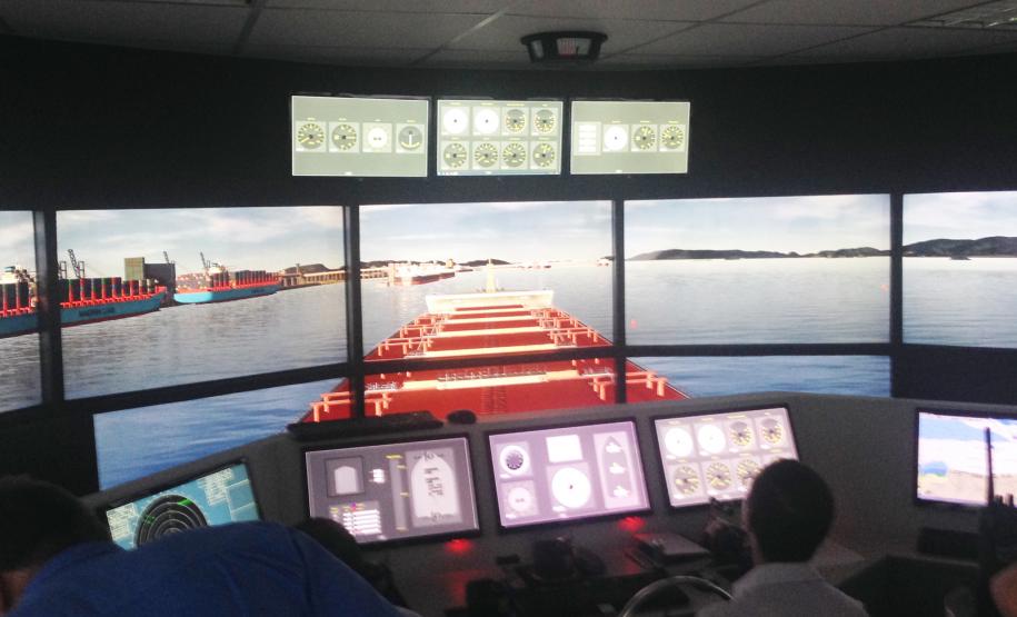 Teste comprova viabilidade do novo projeto de pier em “F” do Porto de Paranaguá Teste comprova viabilidade do novo projeto de pier em “F” do Porto de Paranaguá