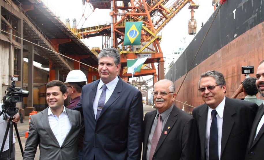 Porto de Paranaguá inaugura novos shiploaders e aumenta produtividade em 33%