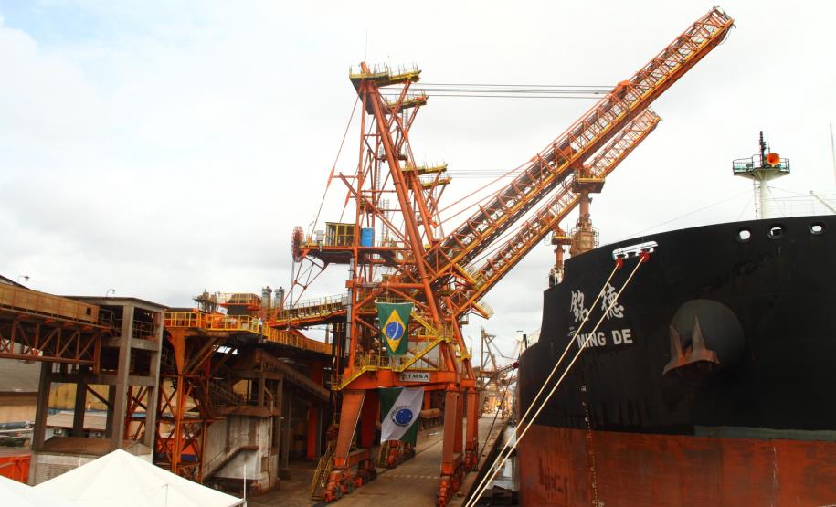 Porto de Paranaguá inaugura novos shiploaders e aumenta produtividade em 33%