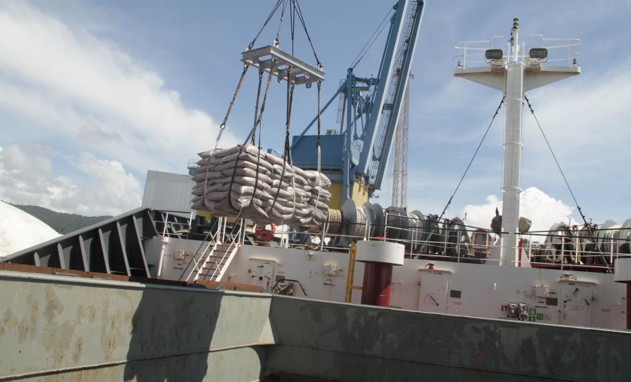 Antonina volta a carregar navios de açúcar