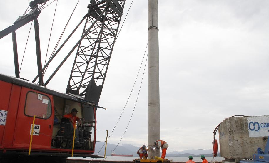 Porto de Paranaguá inicia obra de reforço do cais