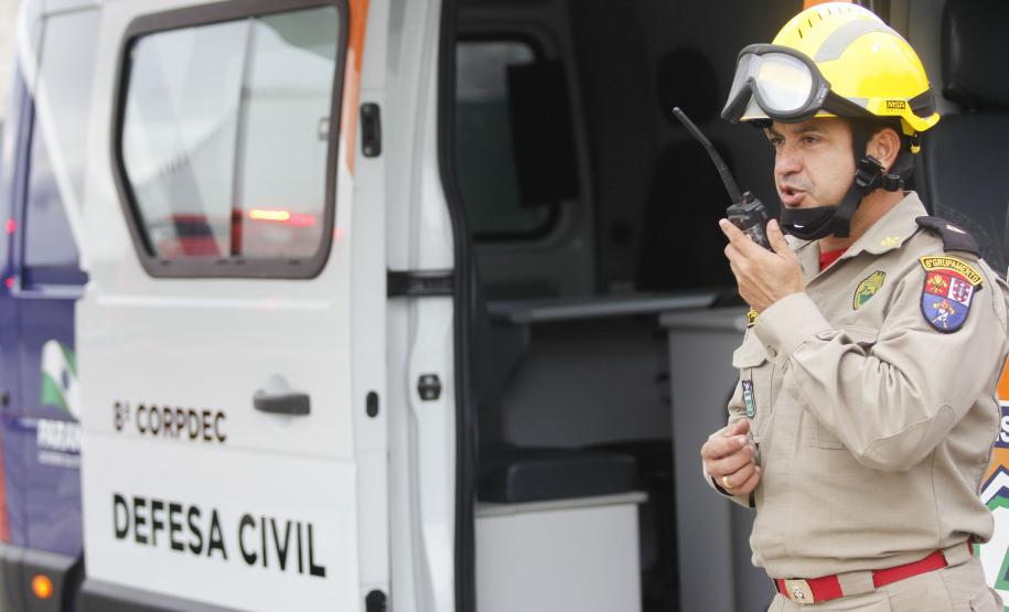 Simulado comprova capacidade do Porto de Paranaguá para atender emergências A realização do 1º Simulado Prático para Prevenção de Acidentes em Terminais Líquidos, coordenado pela Administração dos Portos de Paranaguá e Antonina (Appa), nesta quarta-feira (28), comprovou a capacidade de 100% de atendimento e resposta rápida para um eventual acidente de incêndio ou explosão.