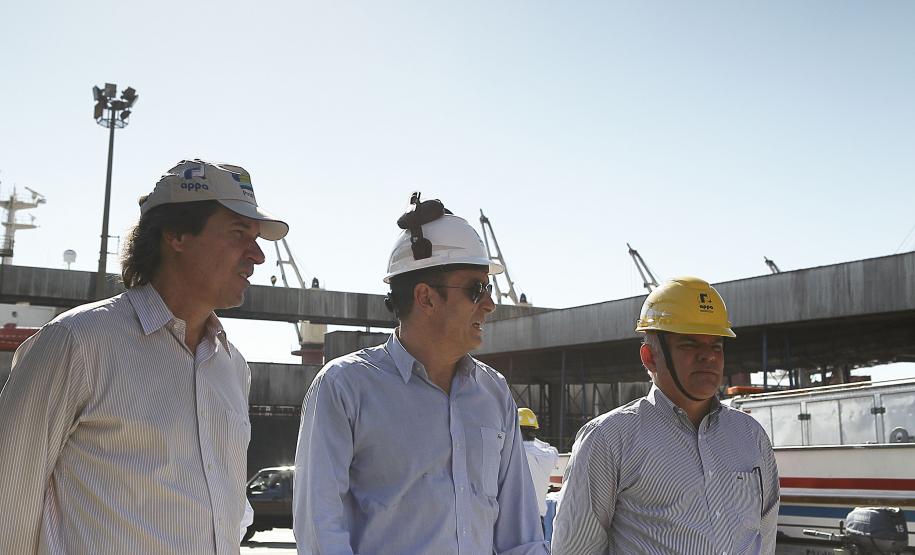 Autoridades atestam eficiência ambiental no Porto de Paranaguá