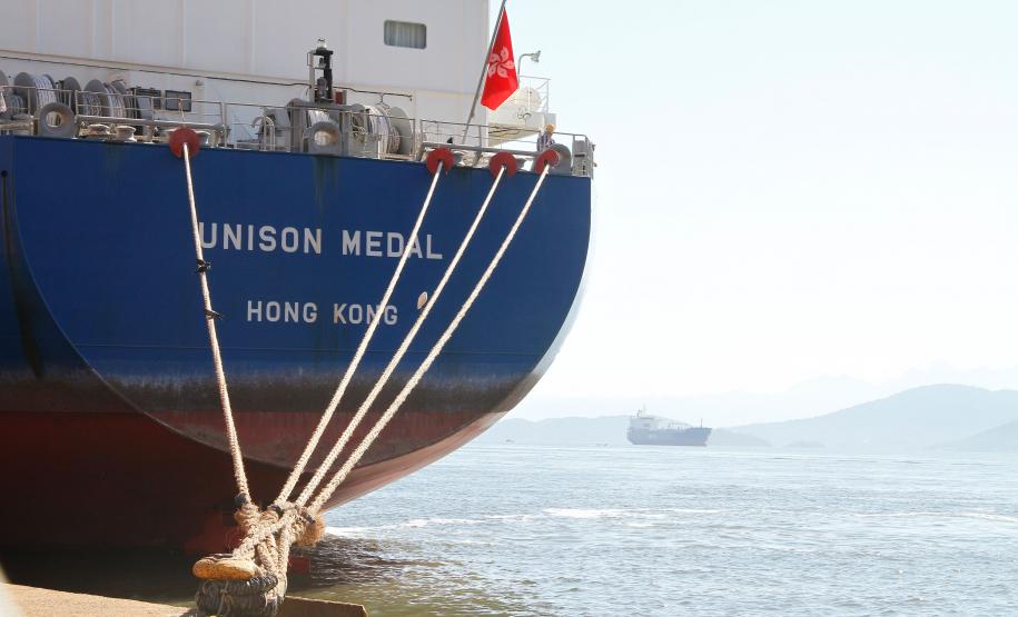 Bandeiras do Panamá e Libéria são as mais frequentes em navios atracados no Porto de Paranaguá Bandeiras do Panamá e Libéria são as mais frequentes em navios atracados no Porto de Paranaguá