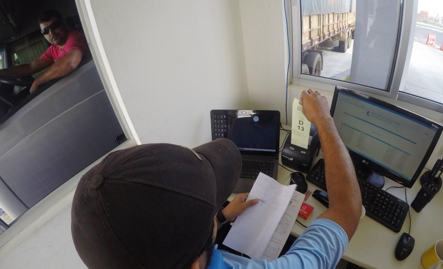 Porto de Paranaguá já utiliza os novos acessos ao pátio de caminhões