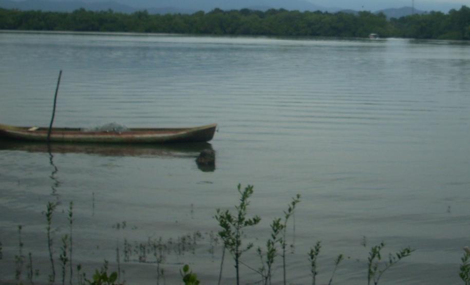 Appa orienta moradores das Ilhas sobre destinação de resíduos e cuidados com a dengue