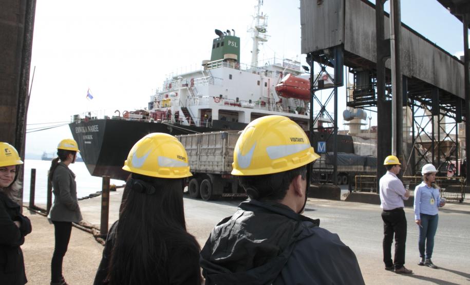 Porto de Paranaguá já recebeu mais de 7 mil visitantes em 2015