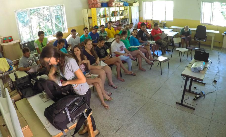 Porto de Paranaguá promove curso para moradores da Ilha do Mel Porto de Paranaguá promove curso para moradores da Ilha do Mel