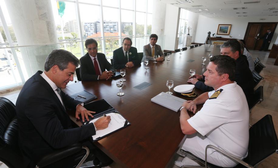 Portos do Paraná terão nova dragagem de manutenção